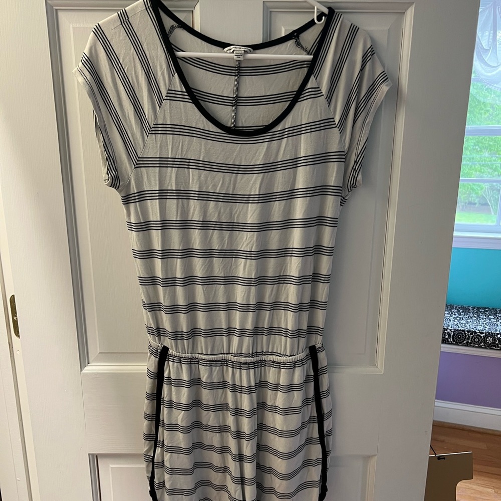American eagle black and white striped romper